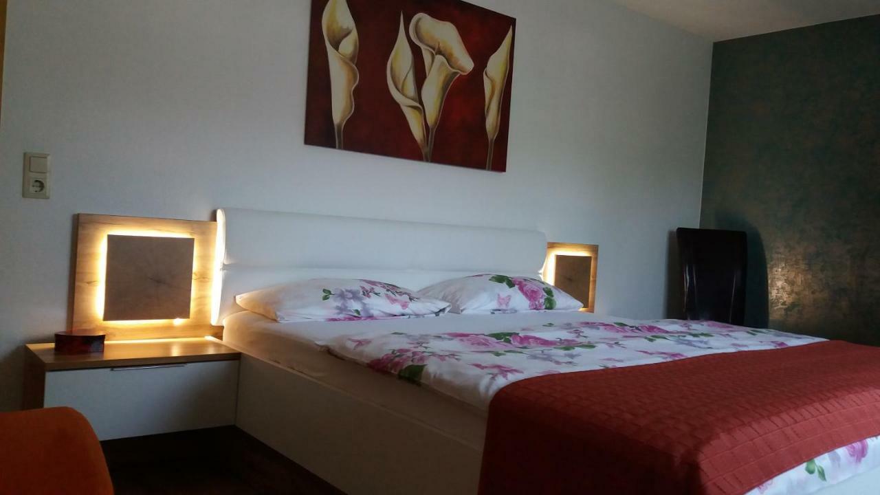 Ferienwohnung Rosentraum Oberotterbach Kültér fotó